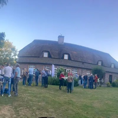 Zomeractiviteit met huifkar en BBQ — foto 1